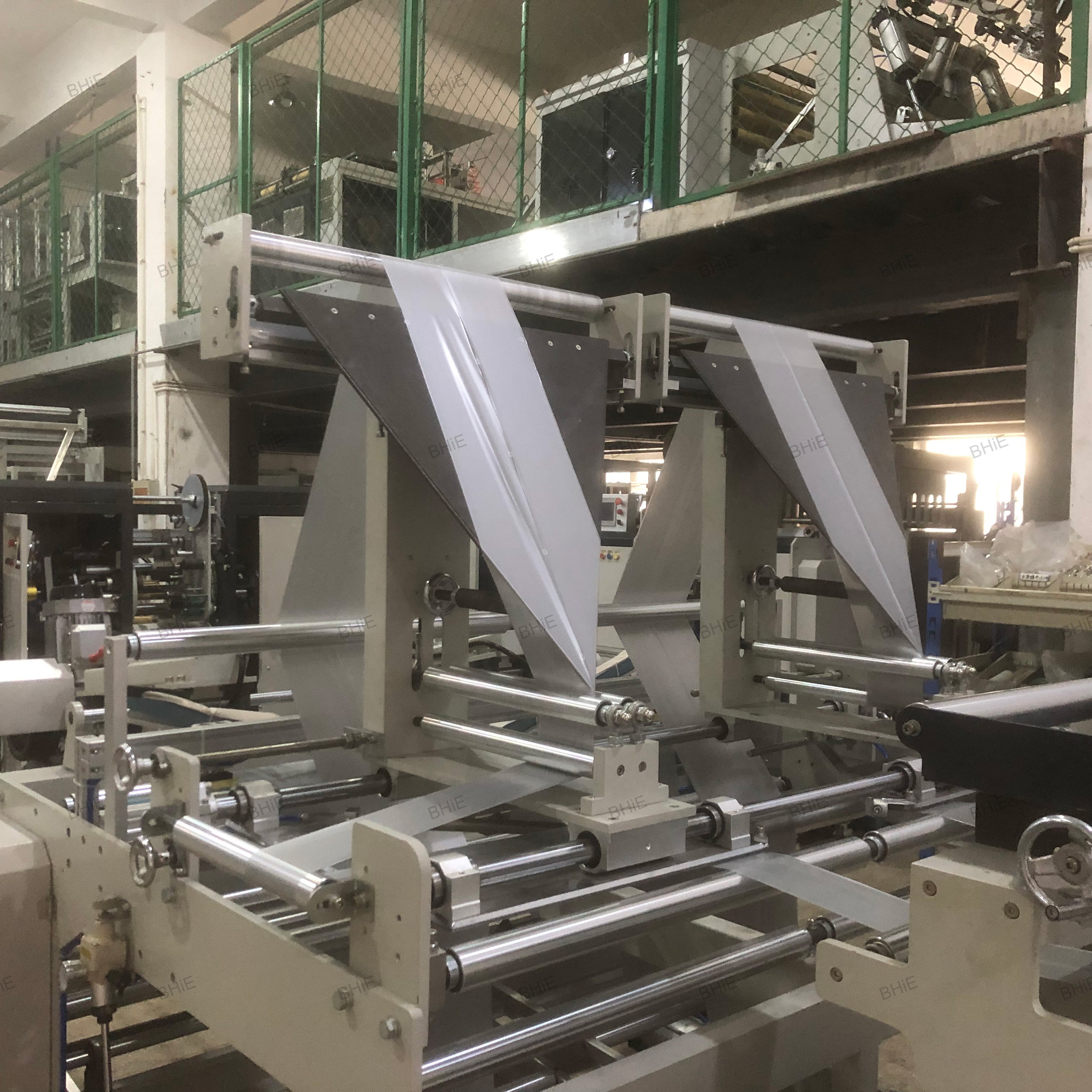 High Speed Automatic Roll Bag Household Trash Bags Plastic Supermarket Bags on Roll Making Machine
