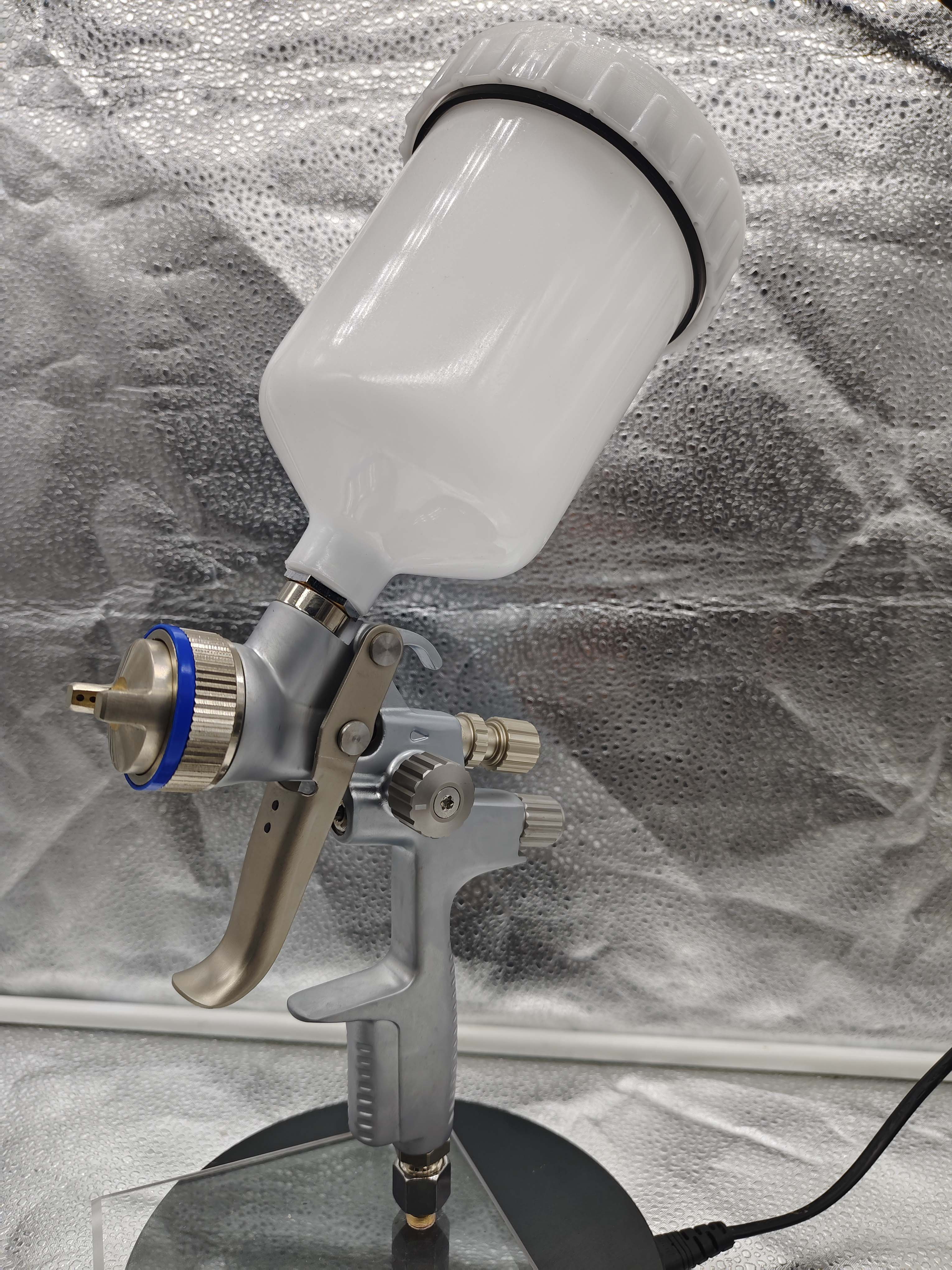XINGYE R3100 High-Performance HVLP Car Paint Spray Gun for Professional Auto Body Repairs