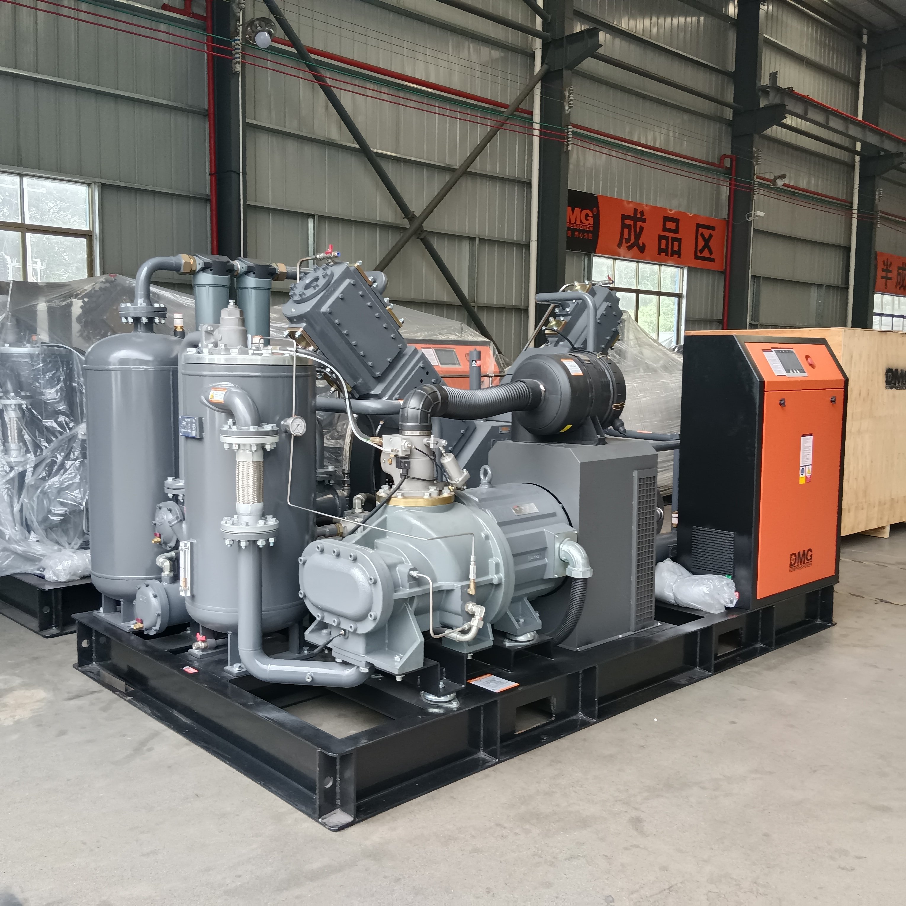 Focus on oil free PET Bottle blowing in water, CSD, Cooking Oil, Juice ,Dairy Industries Air Compressor