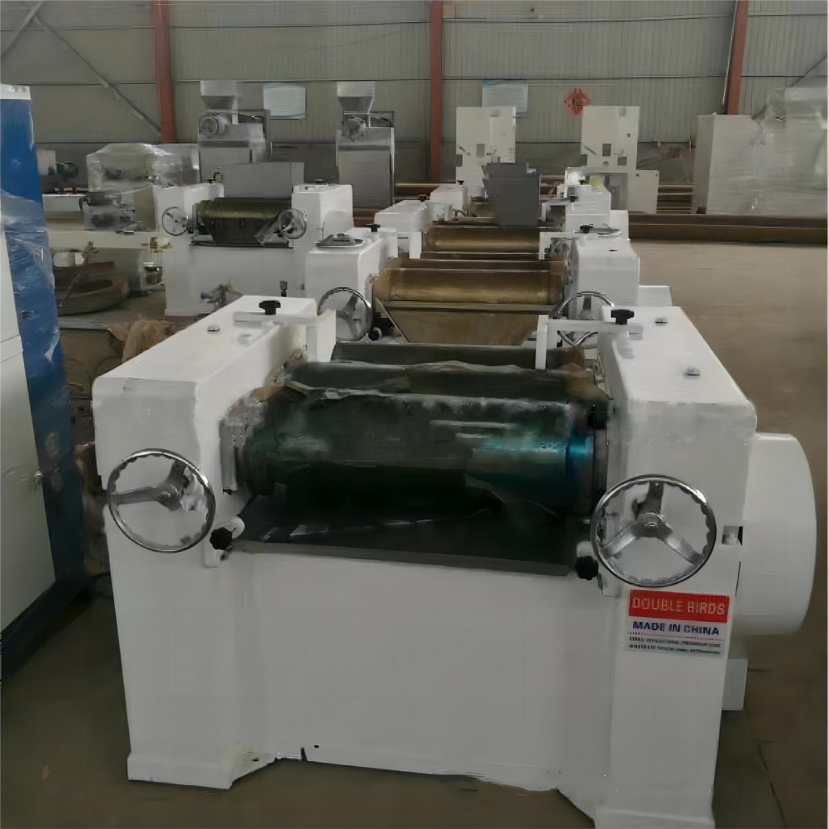 Mini Chain Soap Making Machine/300kg/h 500kg/h 1000kg/h Large Scale Soap Making Machine
