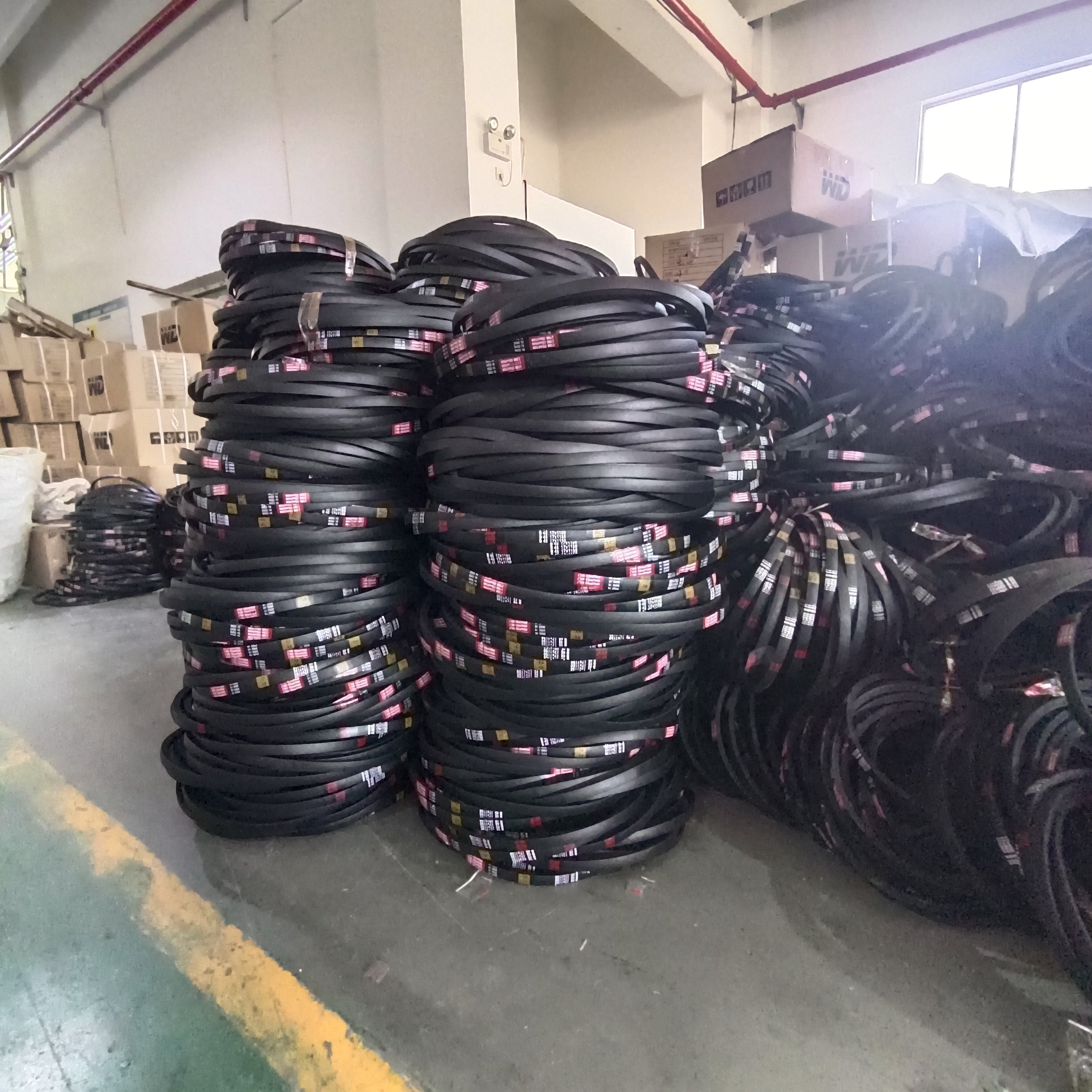 Tianou Bespoke Wide Adaptability Applicable Transmission Rubber V Belts Fan Agricultural Harvester Equipment Automotive V Belts
