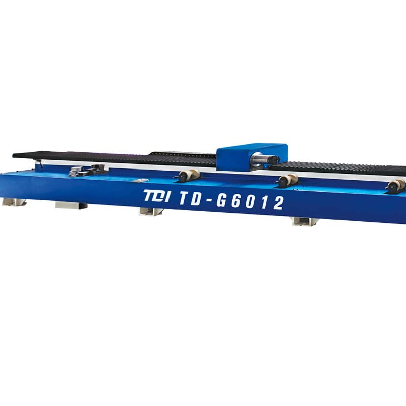 High Quality Automatic Desktop Laser Engraving Machine Fiber Laser Cutter Fiber Laser Cutting Machines Tube 150W 0.01 Pulsed