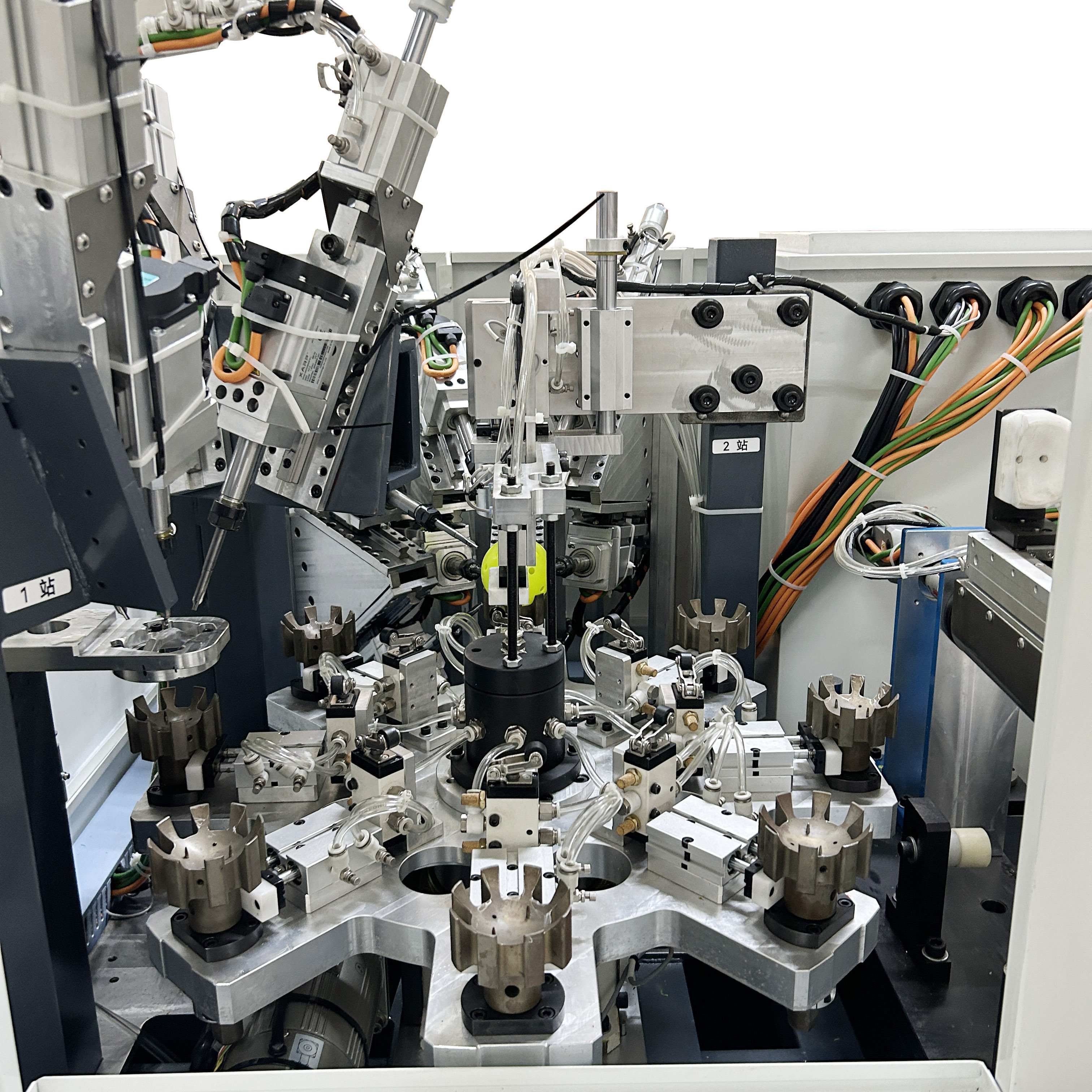 Roll Molded Ball 40 Hole Pickle Ball Daily Production of 5000 Positioning of Mold Line Pickle Ball Automatic Drilling Machine