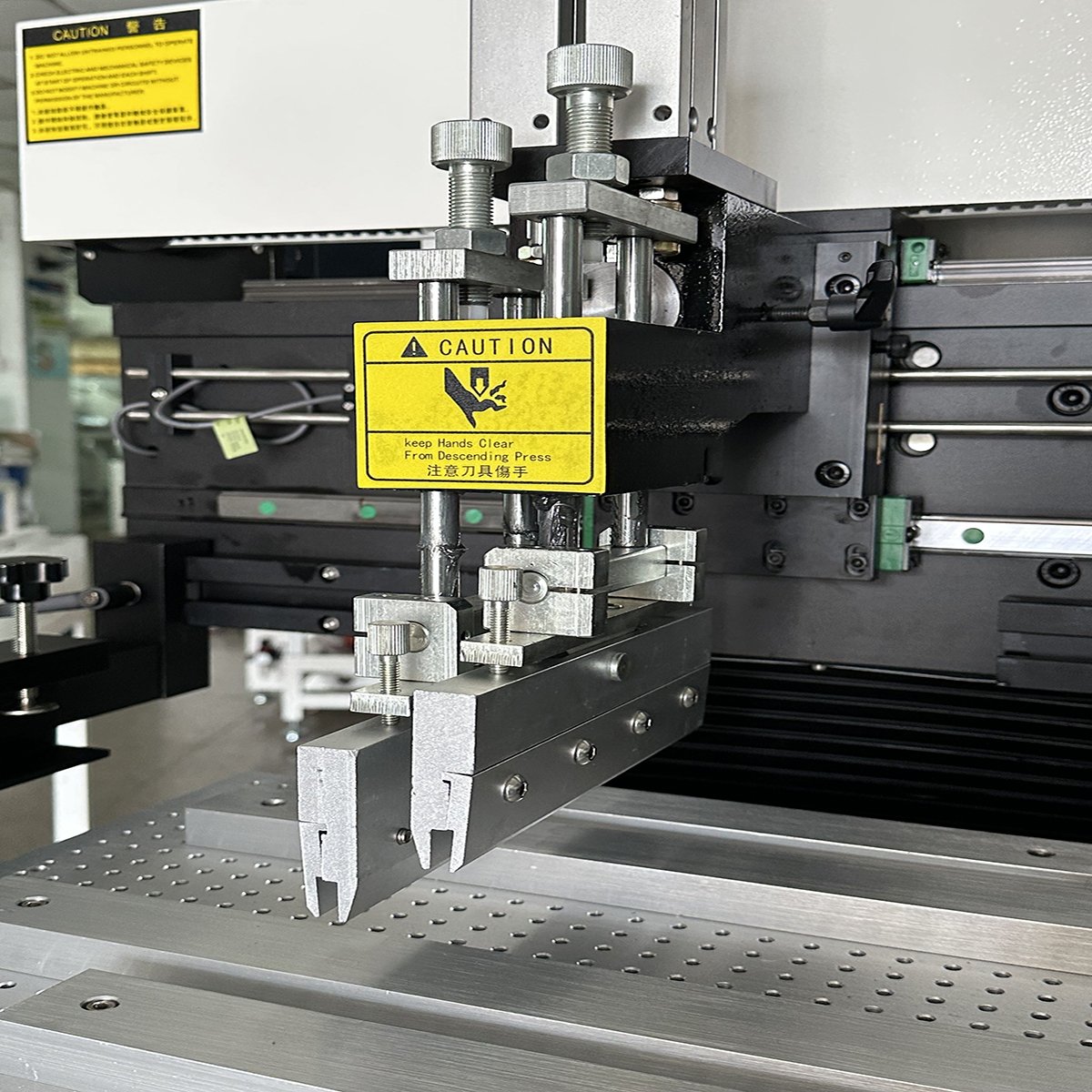 SMT Solderi Paste Pcb Semi Automatic Solder Paste Dispenser Stencil Screen Printing Machine Led Machine Provided 220V SD 150