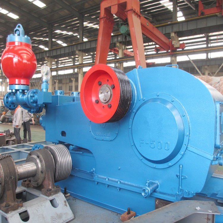 500HP Oilfield Drill Mud Pump in Oil and Gas Field