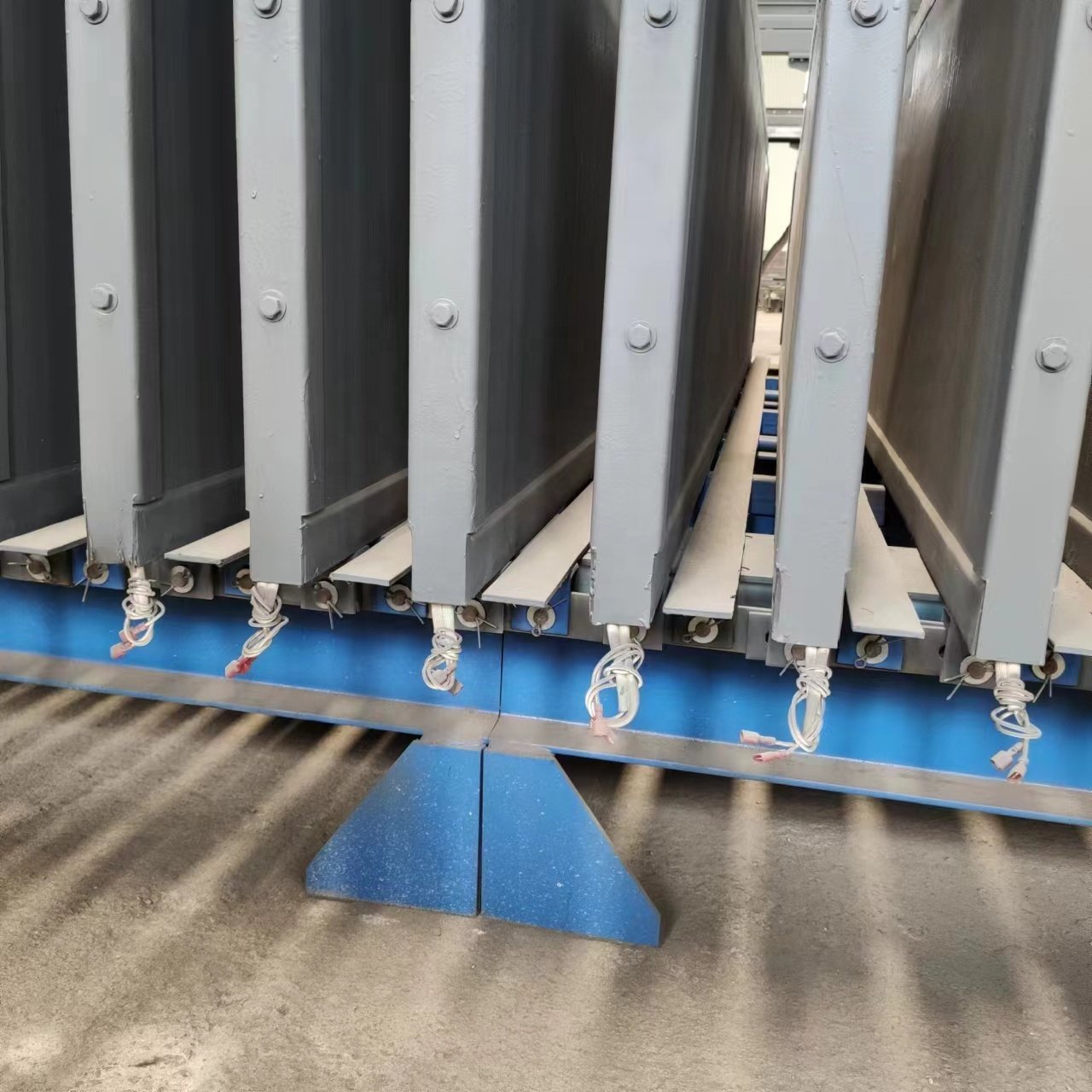 High Quality Eps Concrete Board Cement Sandwich Wall Panel Equipment /Production Line