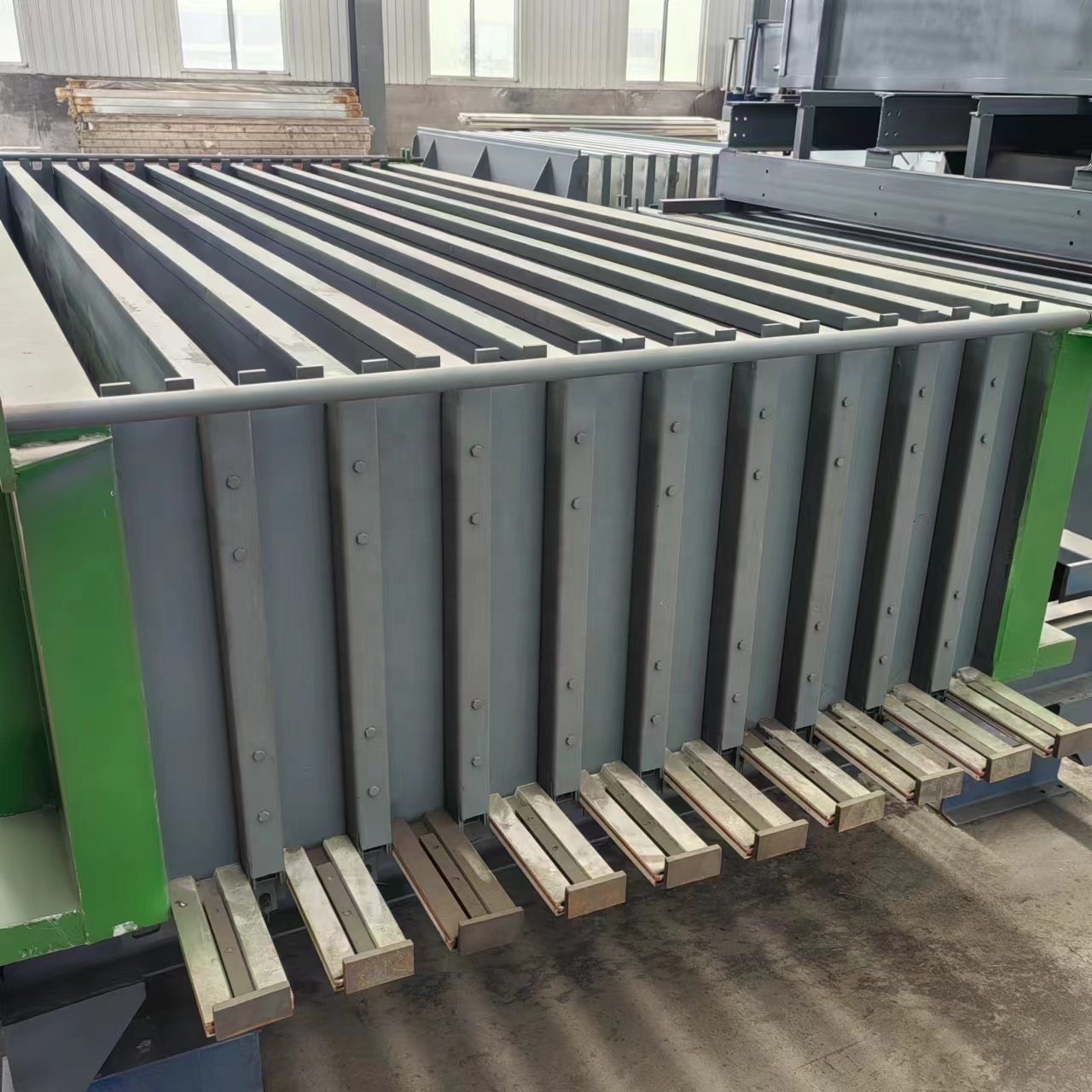 High Quality Eps Concrete Board Cement Sandwich Wall Panel Equipment /Production Line