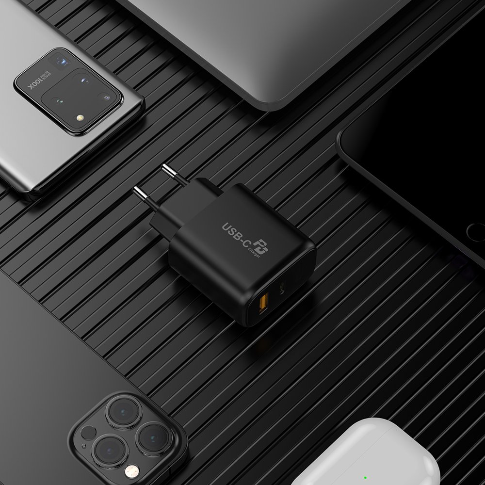 Super Fast Charger 65W Gan Charger Phone Accessories Chargers Type-C Pd 65W QC3.0 Charging For Pad phone 13 14