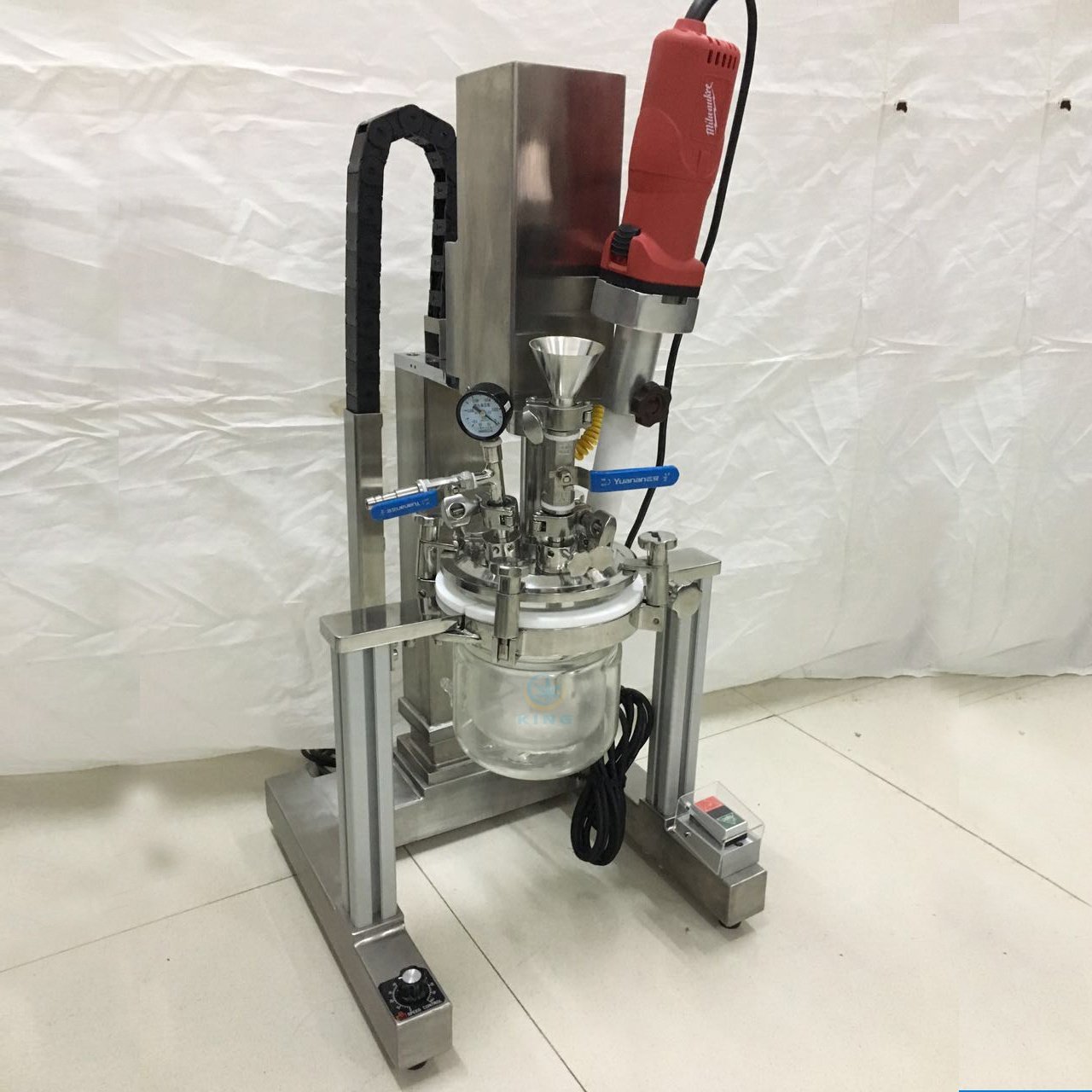 1L 2L 5L 10L Small Capacity Vacuum Homogenizer Lab Emulsifying Mixer for Cosmetic Cream Body Lotion Sample Products