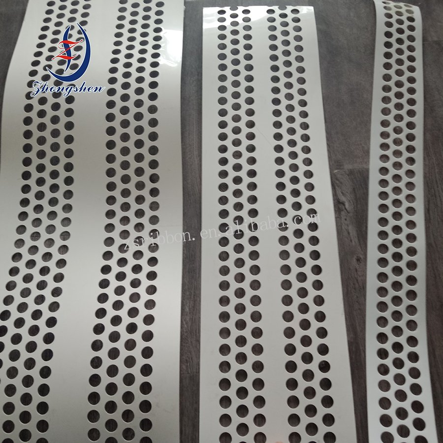 Wholesale Price PP Perforated Egg Conveyer Belt Egg Collection Belt For Pick Up Eggs