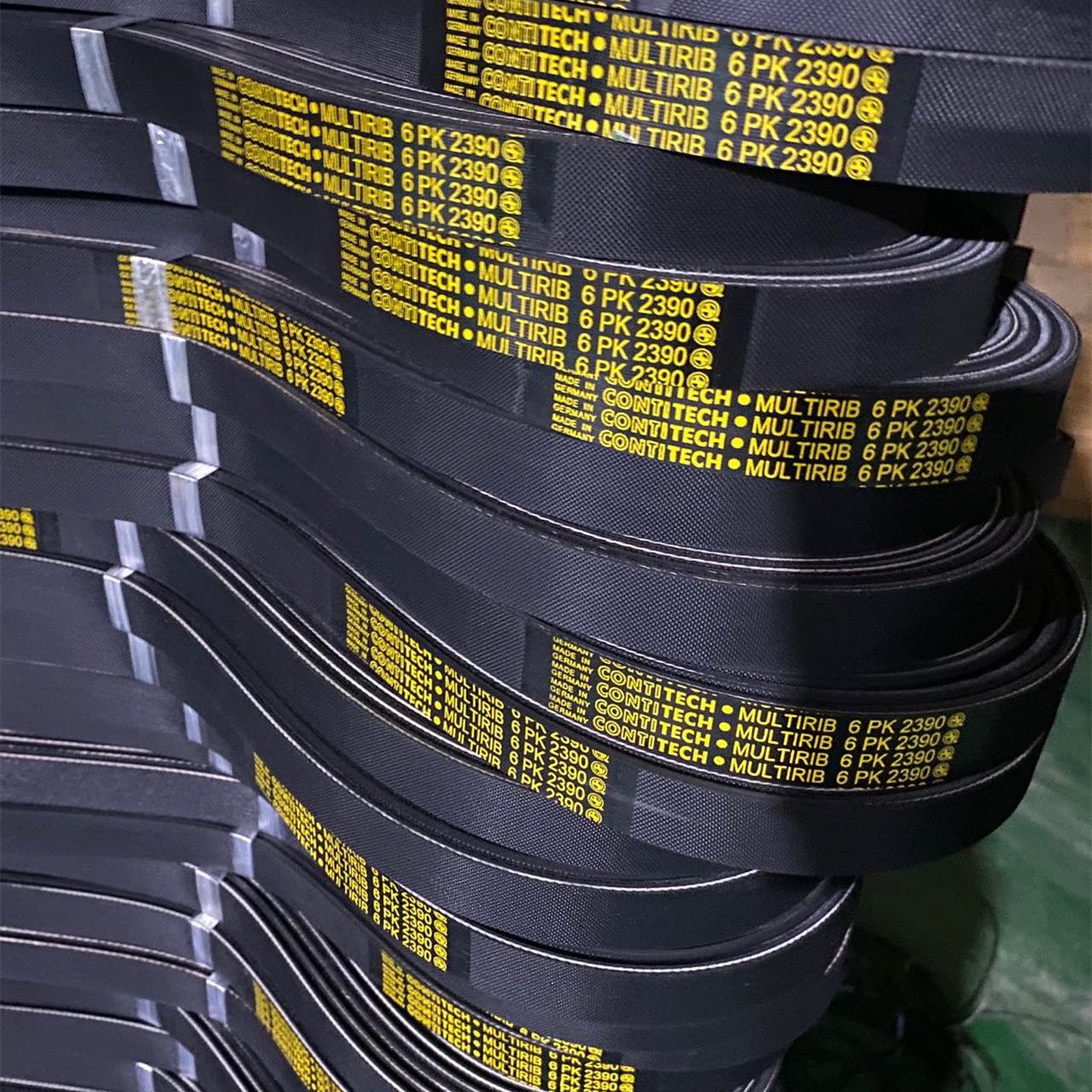 Auto V Belt Customizable 6PK2020 PK Rubber Belt 4PK1180 Poly Fan Belts EPDM & Polyester Ribbed Drive & Transmission Belts
