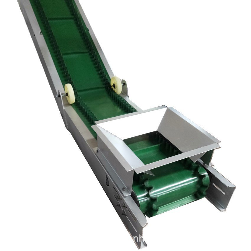 LIANGZO OEM Green Horizontal Modular PVC Plastic Belt Incline Conveyor with Bucket