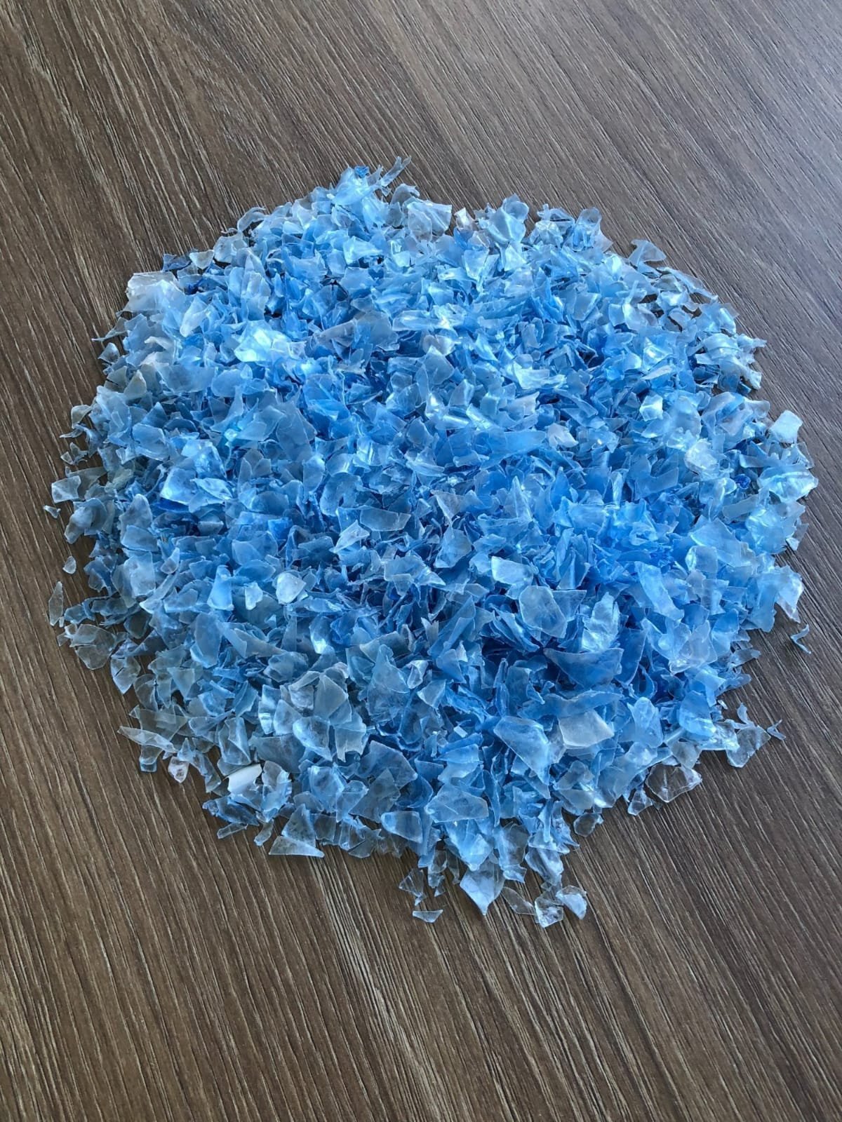 Clear Recycled Plastic Scraps/Cold And Hot Washed PET Bottle Flakes/ Plastic PET Scrap Cold And Hot Washed PET Bottle Flakes