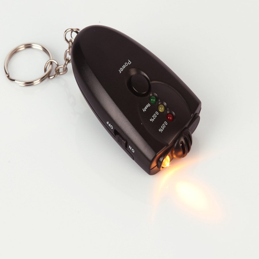 breathalyzer alcohol detector Quick response digital portable tester keychain Professional semiconductor testing alcohol test