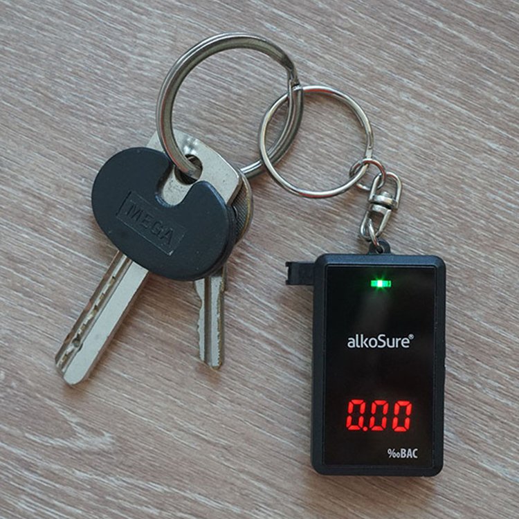 New Design Small Electrochemical Alcohol Breath Detector