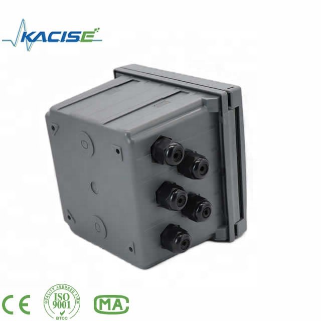 An on-line controller that automatically identifies different types of optical sensors for water quality detection
