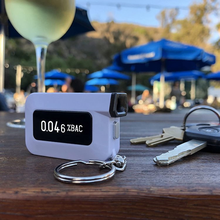 Professional-Grade Accuracy C6 Keychain Breathalyzer