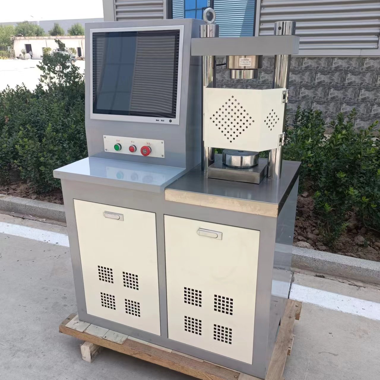 30 Tons Of Computer Automatic Pressure tester