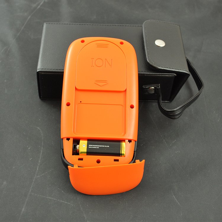 Negative ion tester and negative ion detector