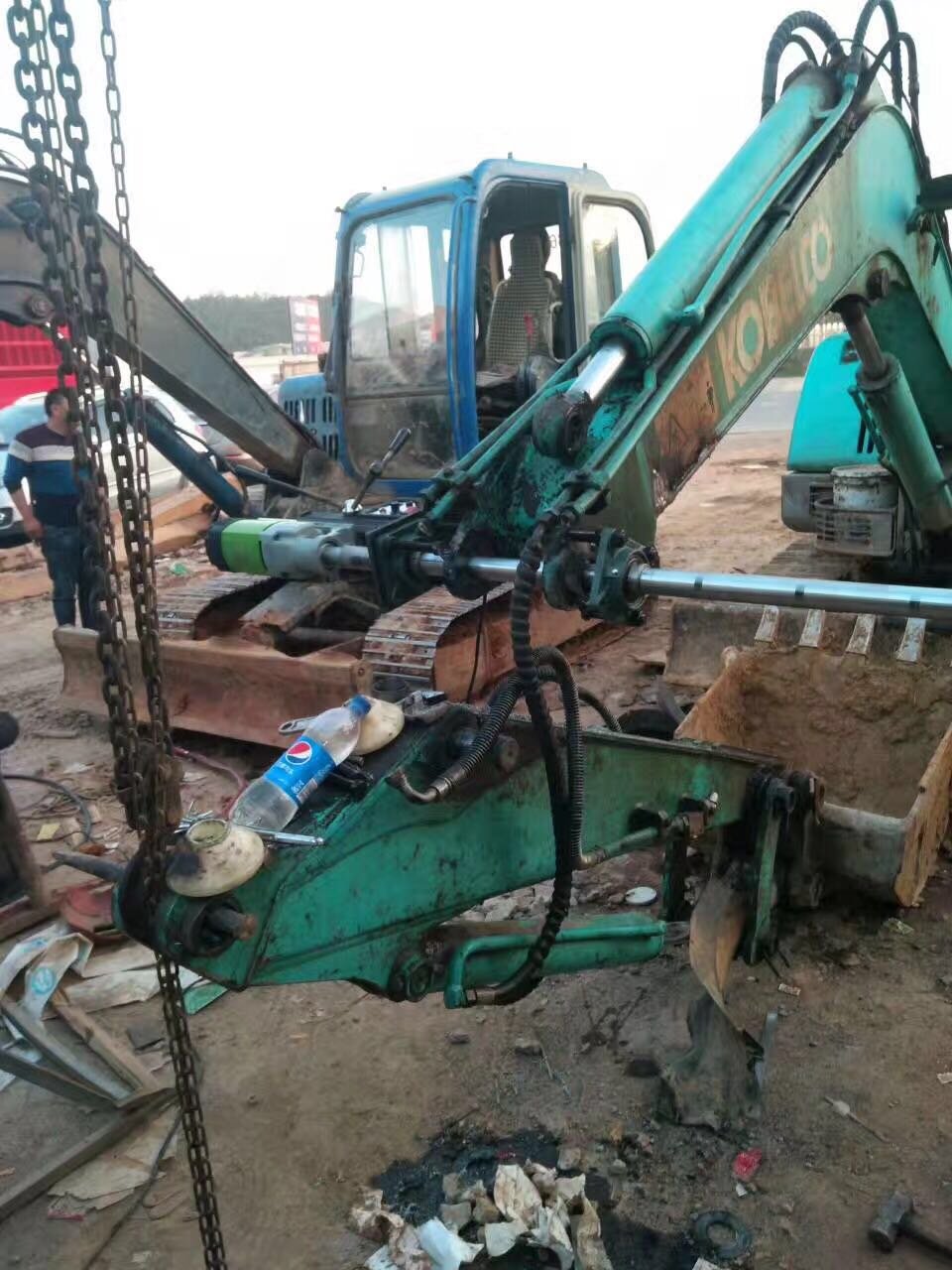 Portable line boring and bore welding circular welding machine