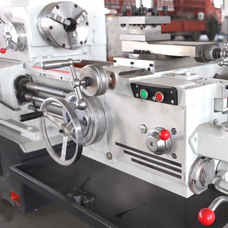 Large bore lathe CW6180 heavy machining horizontal lathe