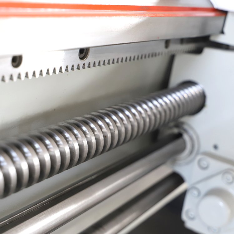 Large bore lathe CW6180 heavy machining horizontal lathe