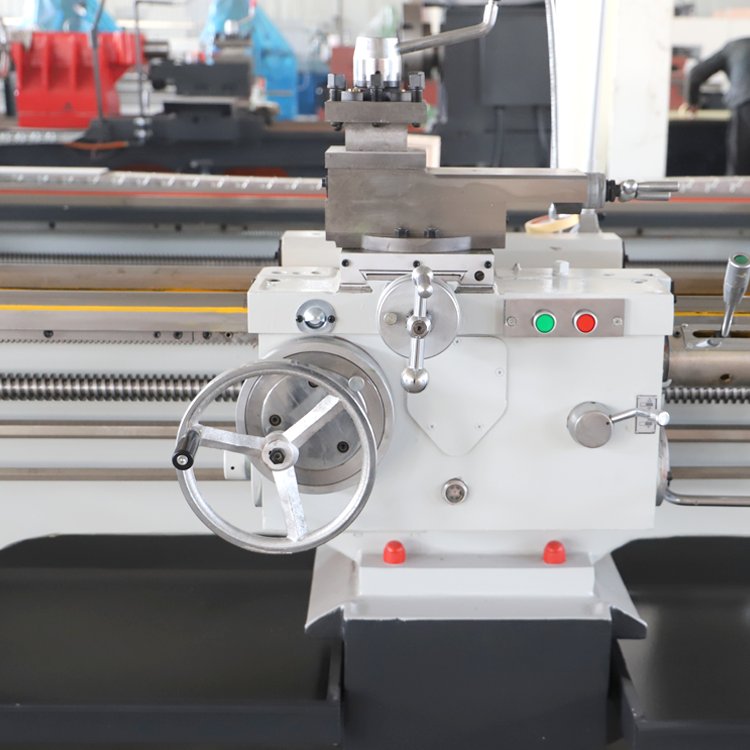 Large bore lathe CW6180 heavy machining horizontal lathe