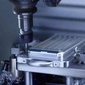 VMC1050 CNC milling machine for milling drilling tapping and boring processing with strong stability
