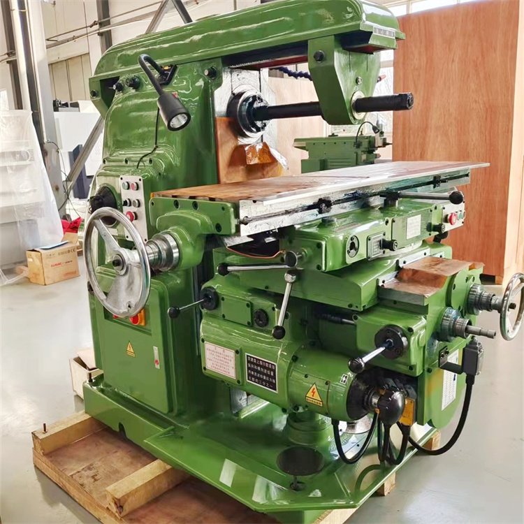 Chinese milling parts horizontal milling machine XA6132 small horizontal milling machine