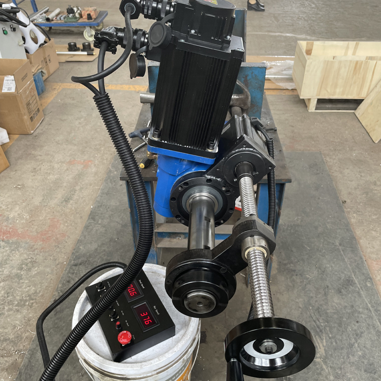 Positioning taper sleeve for portable boring machine