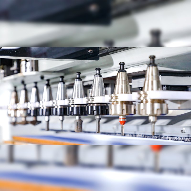 R-TUP Auto Loading and Unloading CNC Cutting Machine ATC Wood Router Cabinet CNC Router