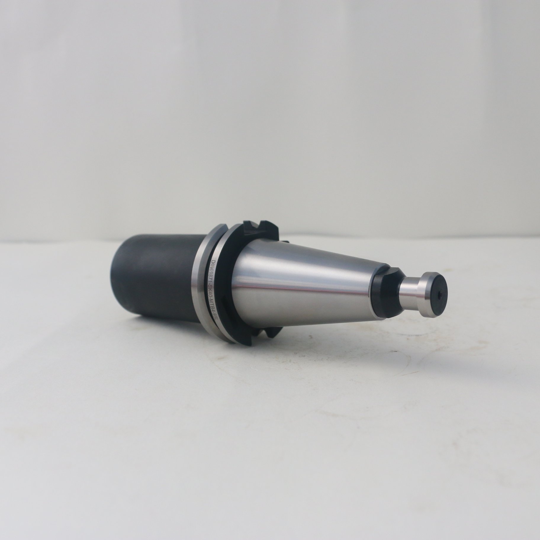 DIN69871SK30 SK40 SK50 MTA1 MTA2 MTA3 MTA4 MTB2 MTB3 MTB4 MT Tool Holder Morse JT40 BT40 MT Morse Taper drill bit Tool Holder