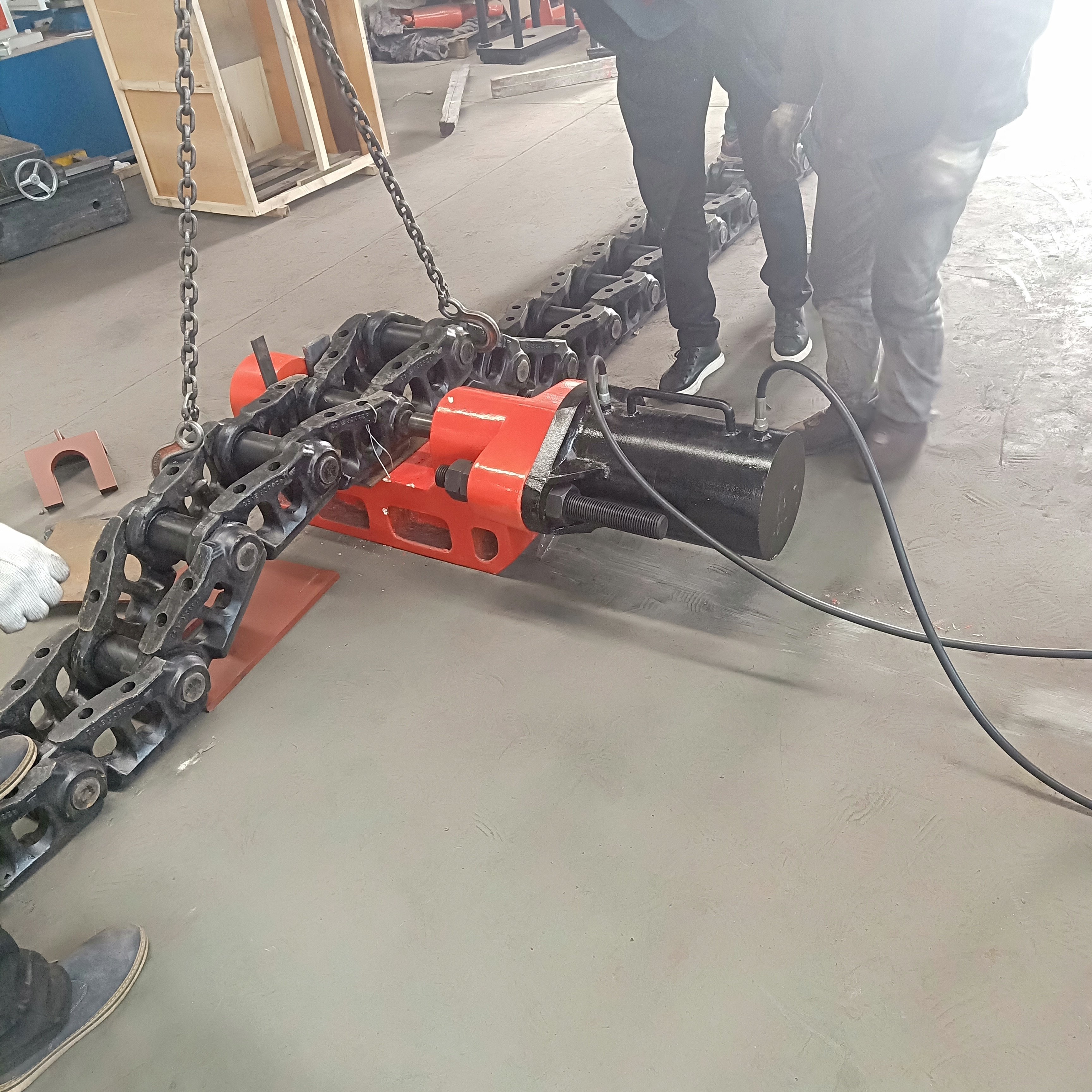 OEM ODM 100T 100Ton 200Ton Portable Excavator Tool Hydraulic Excavator Track Press Track Pin Press Machine