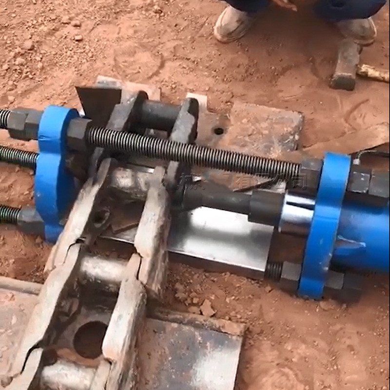 OEM ODM 100T 100Ton 200Ton Portable Excavator Tool Hydraulic Excavator Track Press Track Pin Press Machine