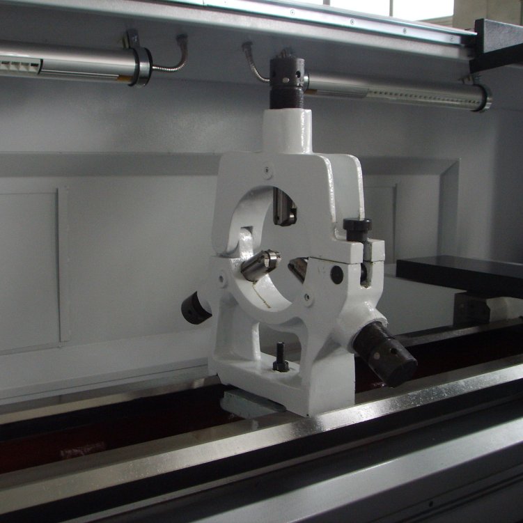 DMTG Torno Cnc Co Herramienta Motorizada Multi Axis Cnc Lathe Cke6150z Cnc Lathe Machine