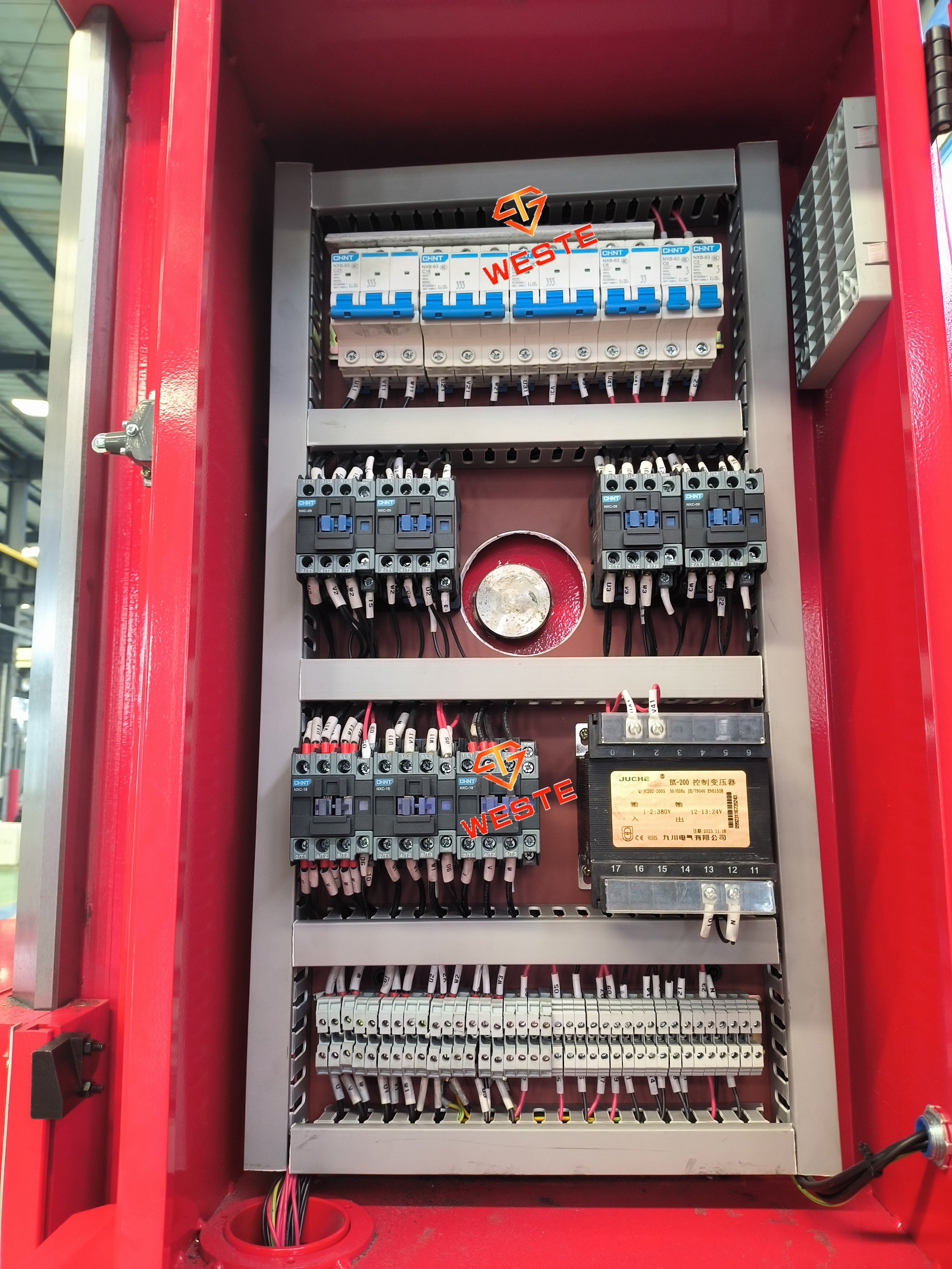 "200mm Boring Dia." Vertical Boring Machine T8018D/T8018C