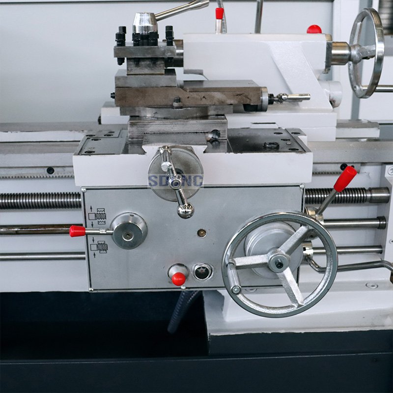High Performance Small Machine Tool Equipment Horizontal Lathe C6136 China Engine Lathe Lathe Machine Spindle Bore