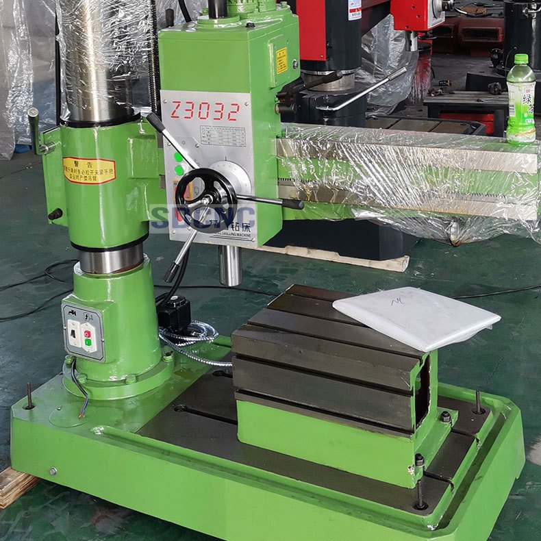 High Quality Metal Bore Universal Drill radial drilling machine Z3032 with price