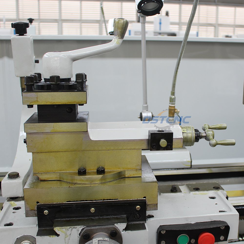 Hot Sale C6136 High-Precision Horizontal Manual Lathe Machine for Metal New Condition Competitive Price Construction Industry