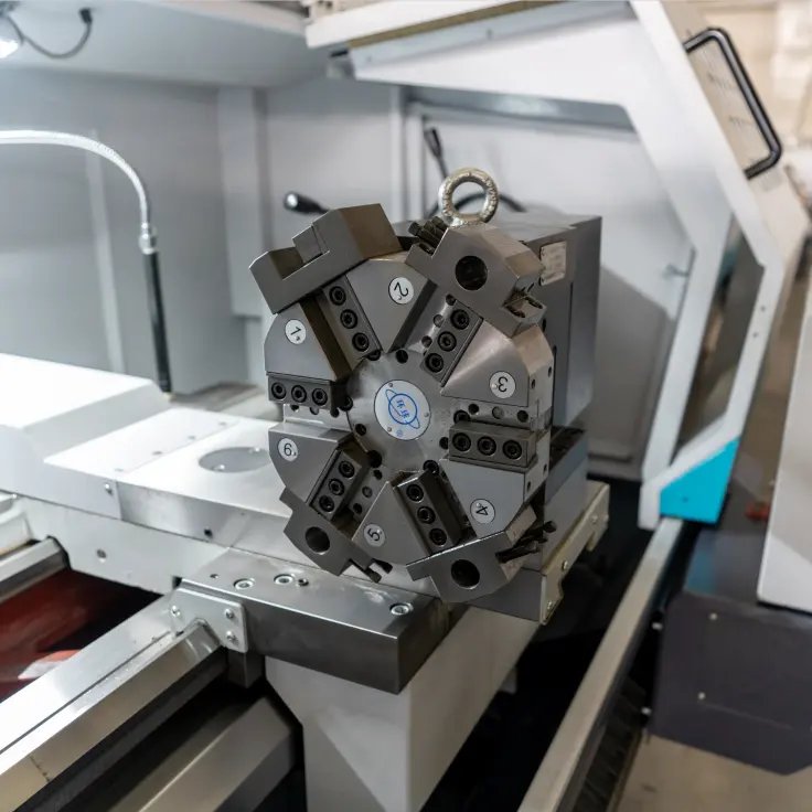 DMTG CK6150 Hydraulic 3 Jaw Chuck CNC Lathe Machinery 6 Position Revolver Head CNC Lathe For Metal