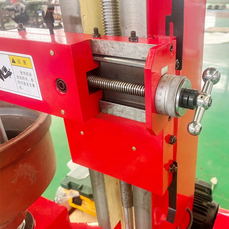 Automatic brake drum boring machine T8362 with strong spindle for large bus