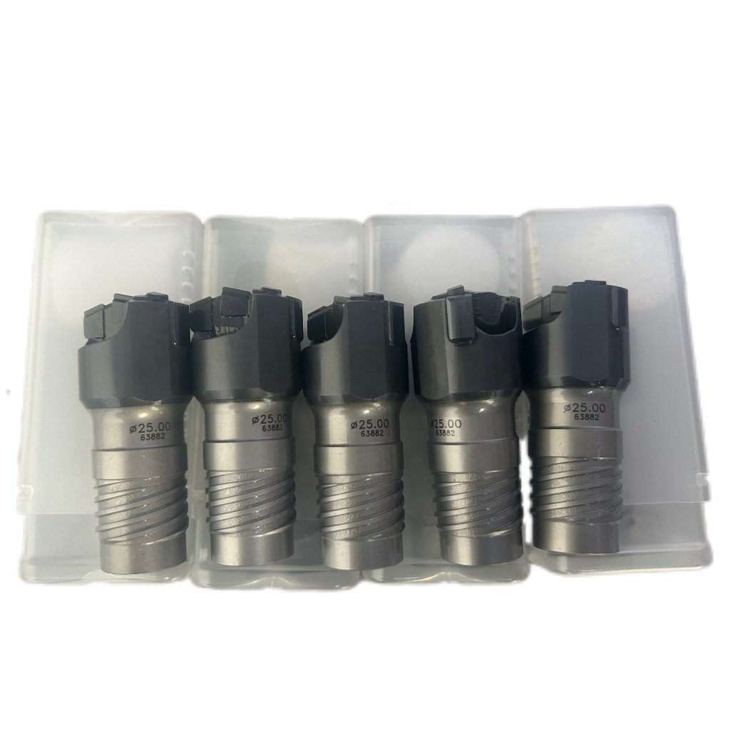 BTA drill head with indexable insert deep hole drilling tool