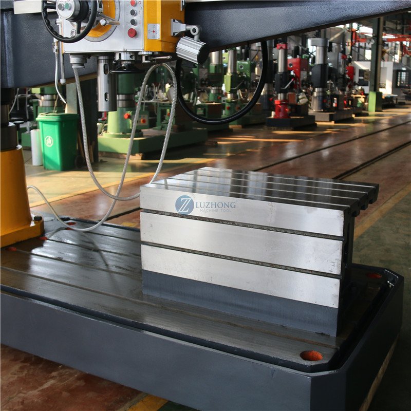 Metal drilling machine automatic Z30100 Universal Radial drilling machine