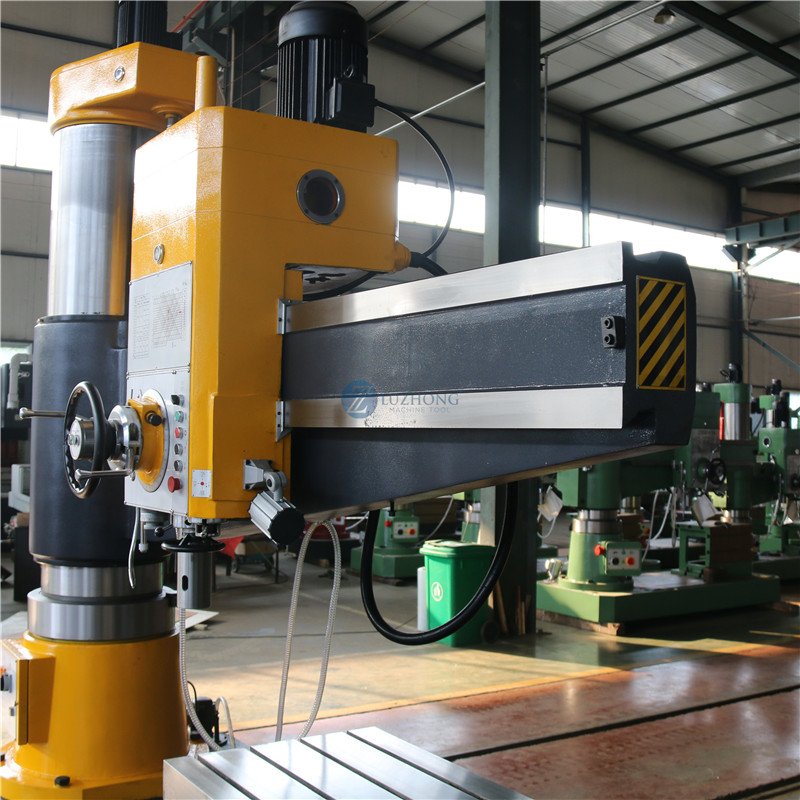 Metal drilling machine automatic Z30100 Universal Radial drilling machine