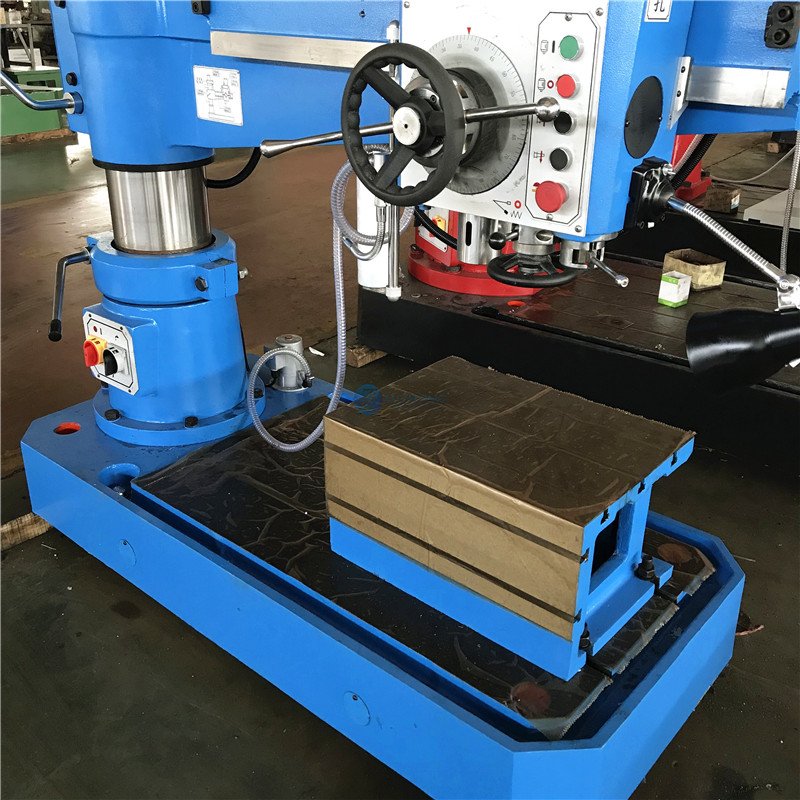 Hot sale deep hole drilling and boring machine Z3032 automatic lifting radial drilling machine price