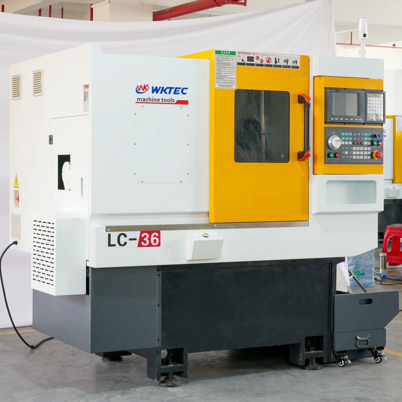 4 Axis Slant Bed Min Boring Bars Lathe Heavy Duty Power Chuck Machine