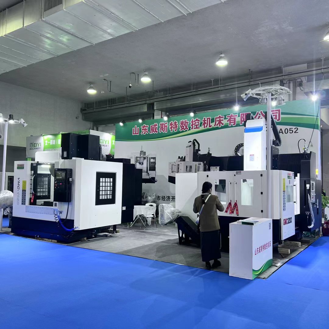 China VMC850 5-Axis Vertical CNC Machining Center ATC GSK FANUC Control System Single BT40 Spindle Construction Farm Industries