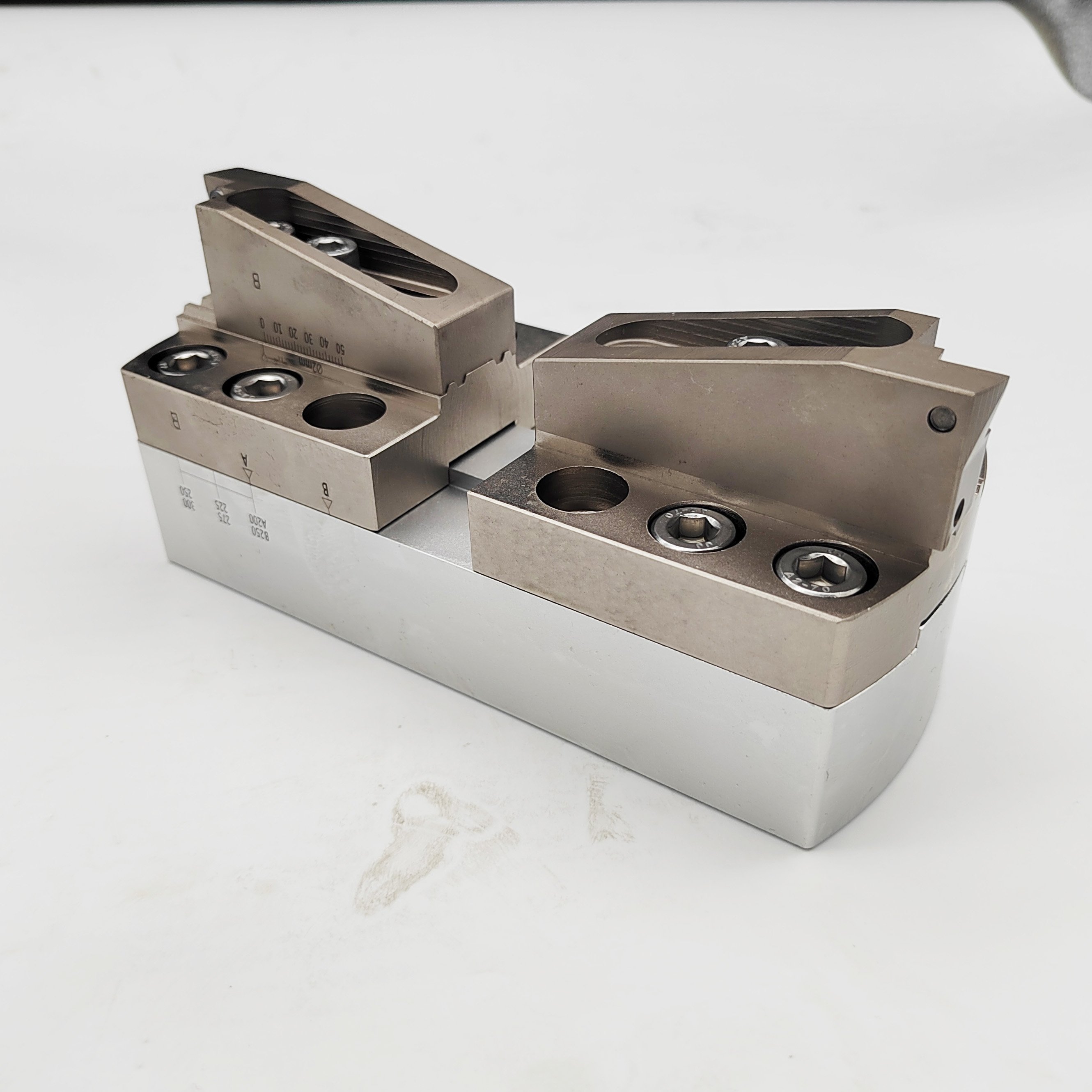 YBH200-310 micro fine boring head set bt40 boring machine tool holder rough boring bar cylinder boring head tools