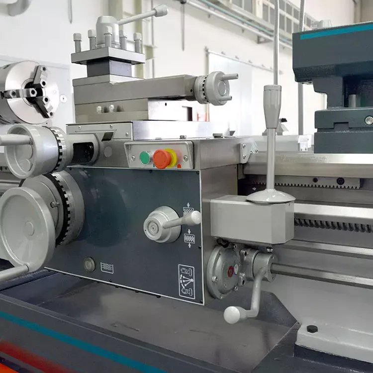 China Dmtg Universal Lathe Machine Mini Manual Lathe Machine Tools Cds6250 Heavy Duty Lathe Mechanical Tornos Metal Parts