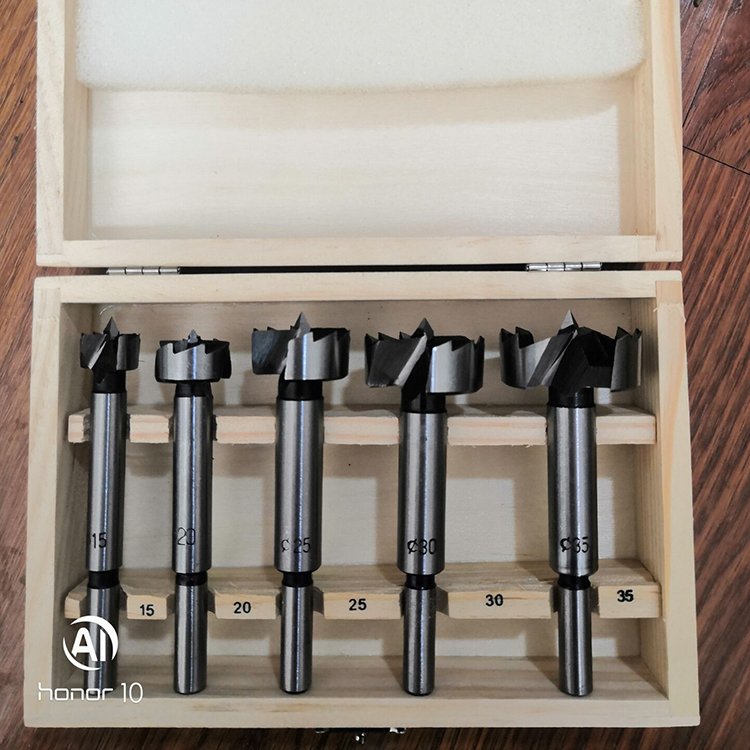 High quality Round Shank Carbon Steel Wood Boring Forstner Drill Bits Tool For Wood working